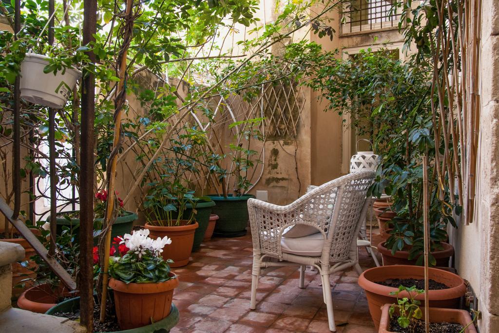 Palazzo Spagna * Syracuse